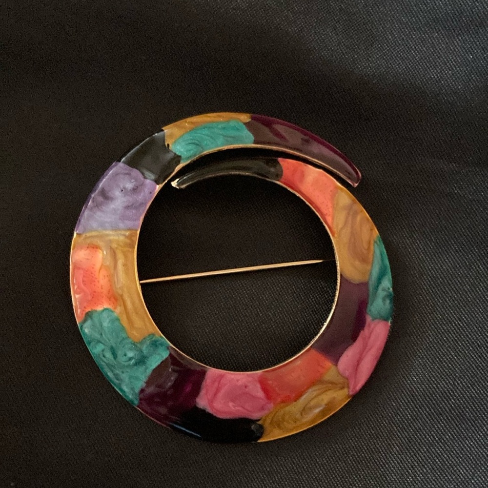 Vintage Enamel Brooch